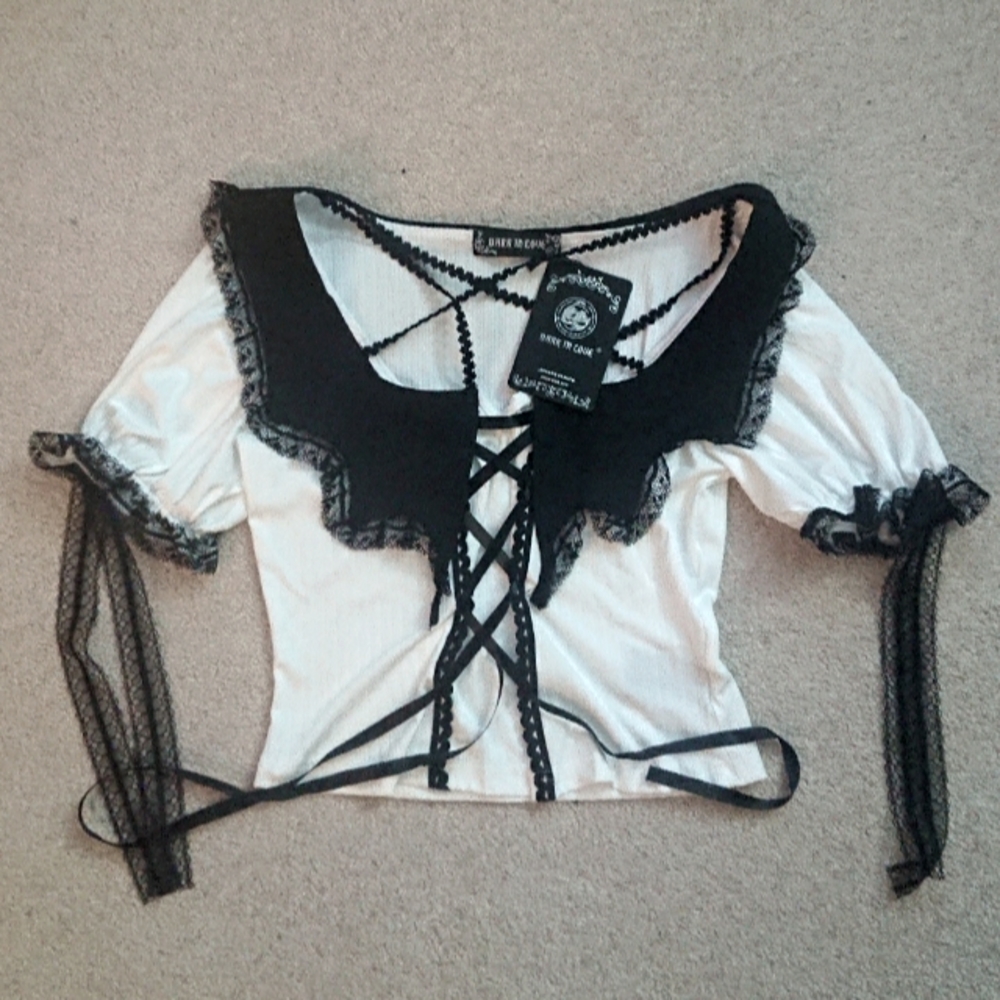 NWT Pentagram Lace Up Top